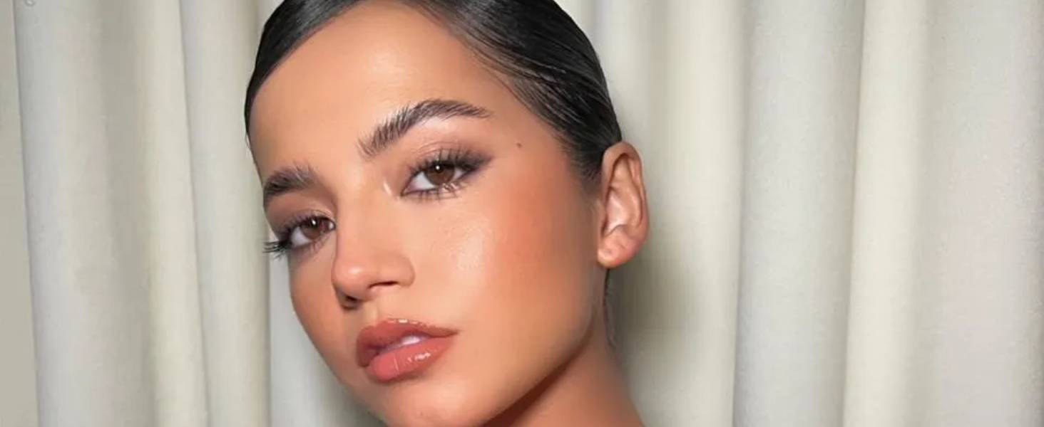 Demure makeup: Αυτό είναι το απόλυτο trend στο TikTok